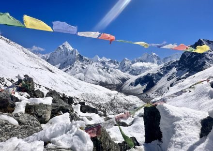 Cho la Pass 5,420 metres